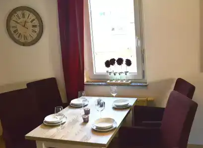 Bayrischer Hof - 18