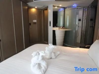 Centara Azure Pattaya - 54