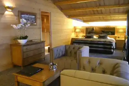 Tsanteleina - 66