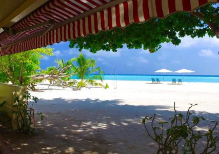 Luau Beach Inn - 22