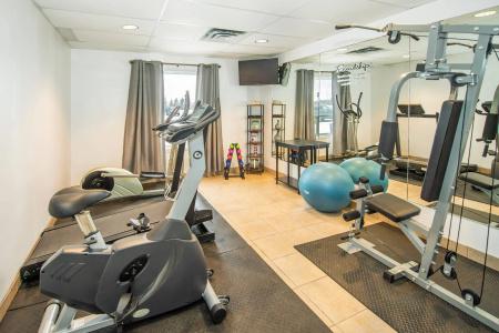 Quality Inn & Suites - 19