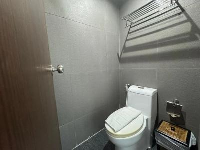 The Bangkok Airport Link Suite - 9