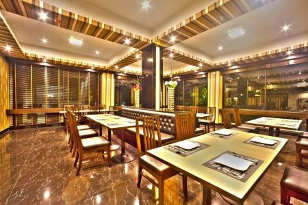 Chateau de Sukhumvit - 26