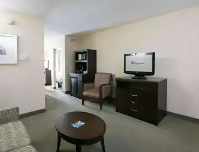 Hilton Garden Inn - 2