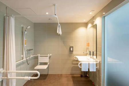 Super 8 by Wyndham Dresden - 36