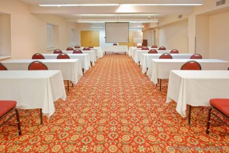 Four Points by Sheraton Dallas Arlington Entertainment District - 9