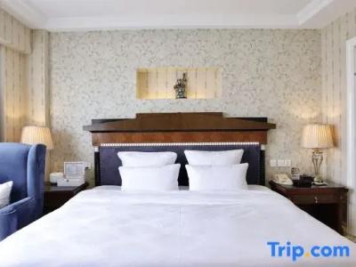 Nanjing Grand - 137