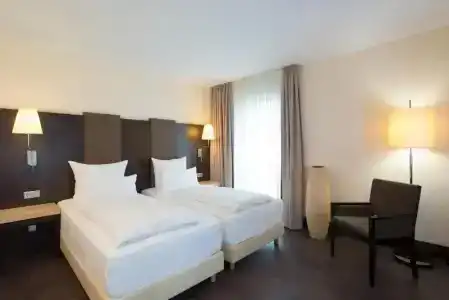 Nh Frankfurt Villa - 46