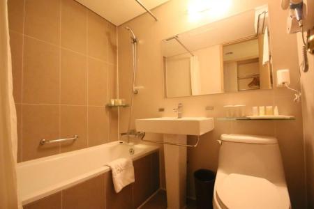 Ramada by Wyndham Songdo - 34