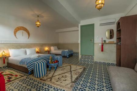 Riad Diana - 9