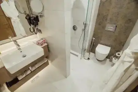 La Quinta by Wyndham Batumi - 34