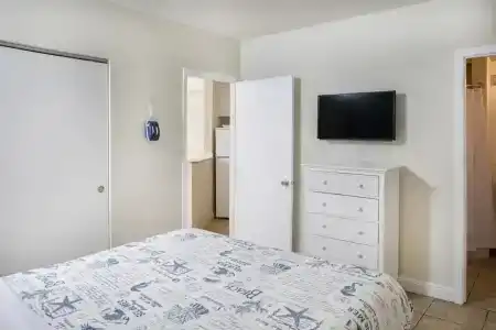 Windjammer Resort and Beach Club - 72