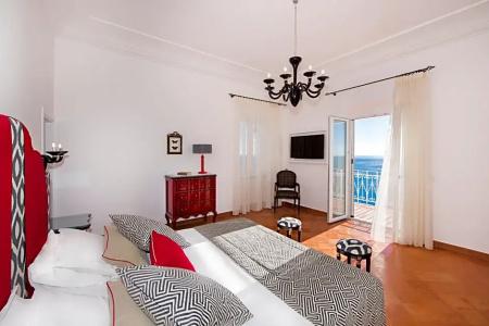 Eden Roc Suites - 247