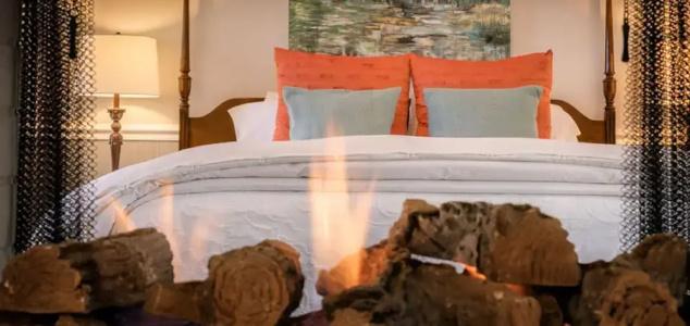 1801 First Luxury Inn - 37