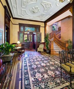 Wentworth Mansion - 24