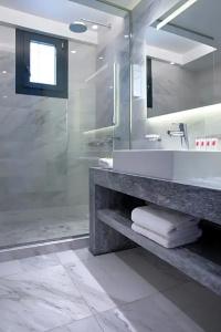 Alley Boutique and Spa - 83
