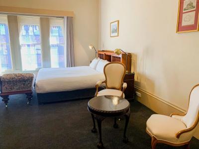 Macquarie Manor - 5