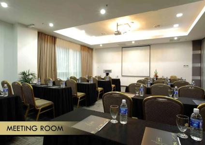 Symphony Suites - 33