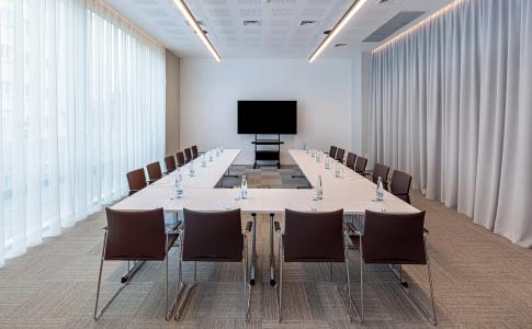 Holiday Inn Prague, An Ihg - 33
