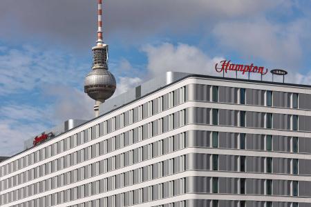 Hampton by Hilton Berlin City Centre Alexanderplatz - 1