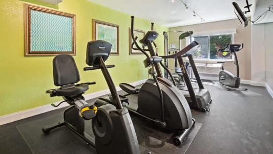 Best Western Palm Beach Lakes - 24