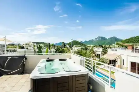 Oriental Beach Pearl - 76