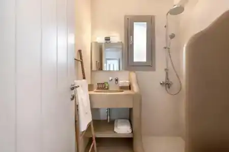 White Tinos Luxury Suites - 127