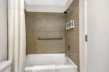 Best Western Pier Point Inn - 125
