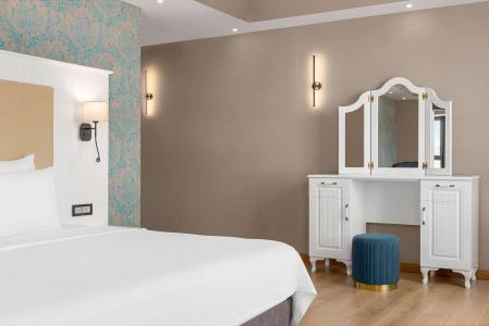 Ramada Plaza By Wyndham - 3