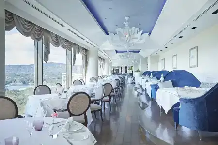 Shima Kanko The Bay Suites - 17