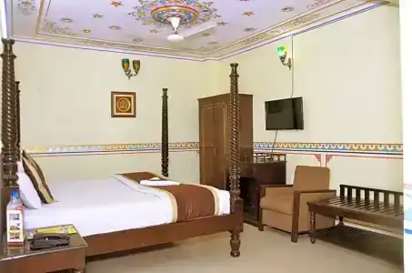 Vaishnavi - 100