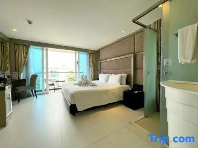 Centara Azure Pattaya - 75