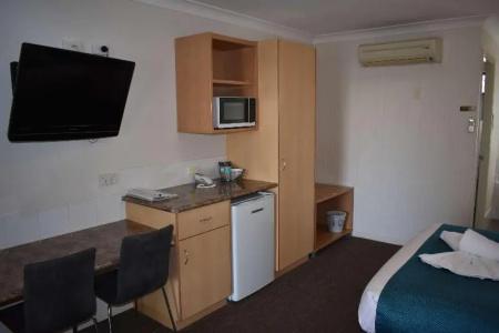 Best Western Tuscany on Tor Motor Inn - 40