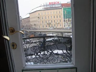Locomotive Hostel - 0