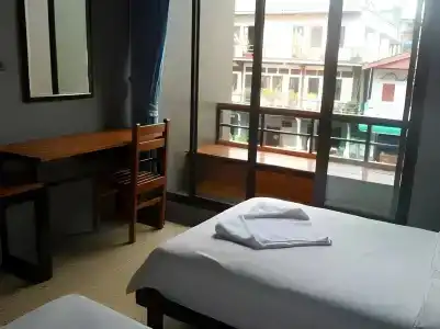 ChomTrang - 2