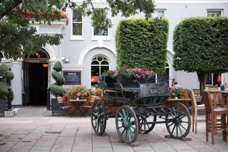 Coach & Horses - 3