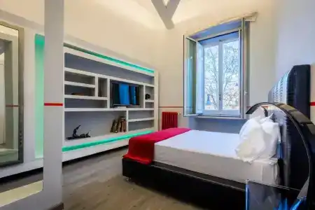 Luxury on the River - 91
