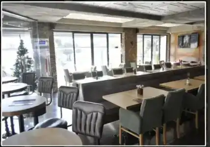 Shah Inn - 37