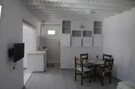 Andriani's Guest House - 152