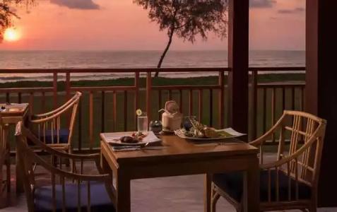 Le Menara Khao Lak beachfront Villa & Resort - 30
