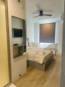 Avyanna Gulhi Beach - 60