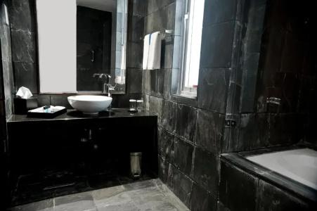 Ocean Edge Suites & Colombo - 72
