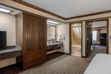 Best Western Inn of the Ozarks - 93