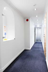 Center- Sure by Best Western Center - 14