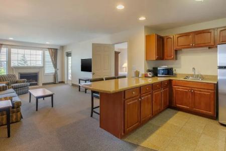 Ogunquit and Suites - 23