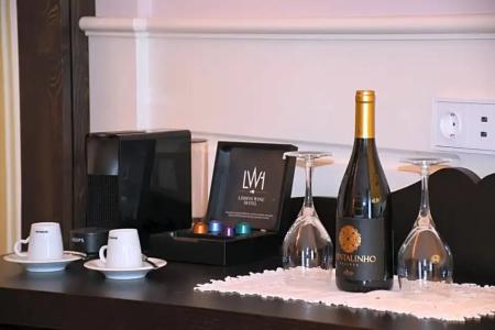 Lisbon Wine - 33