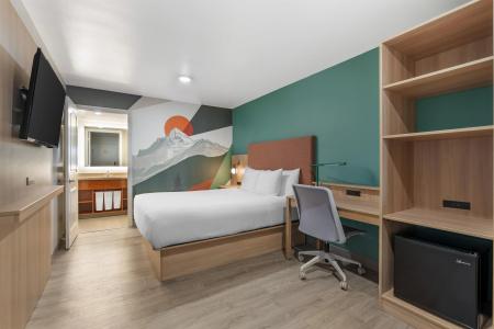 Best Western Plus Clocktower Inn - 63
