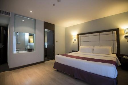 Sukhumvit Suites - 23