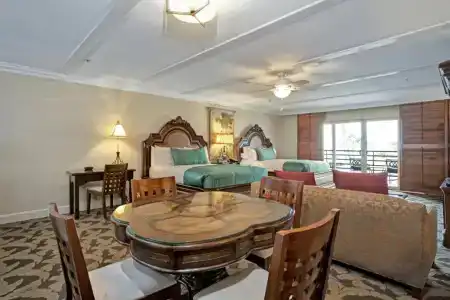 Pacific Terrace - 86