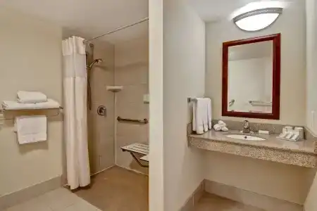 Hilton Garden Inn Toronto/Burlington - 7